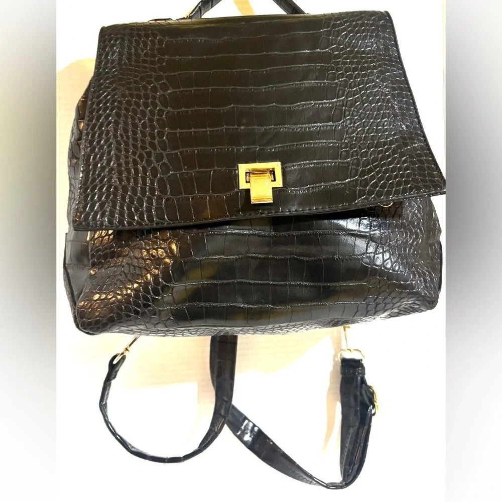 Elegant Black Crocodile-Embossed PVC leather Backpack